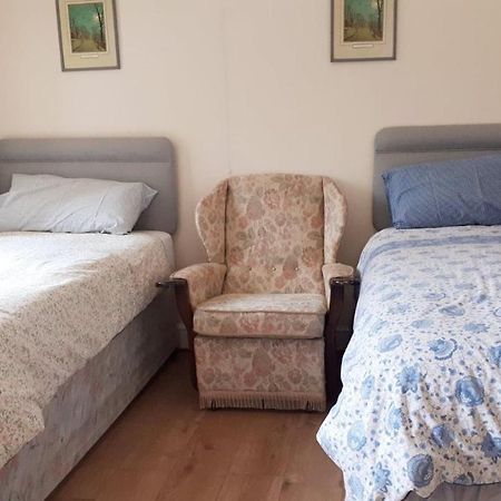 Bed and Breakfast Orlando'S Норвич Экстерьер фото