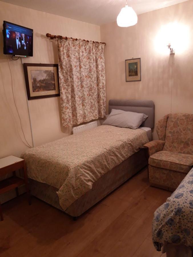 Bed and Breakfast Orlando'S Норвич Экстерьер фото